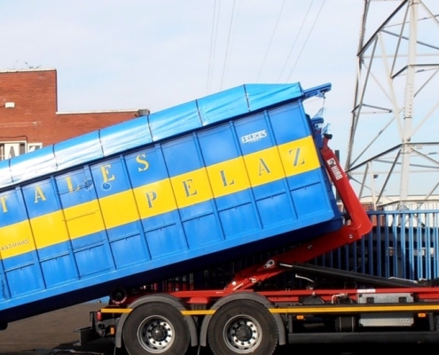 contenedores metales pelaz