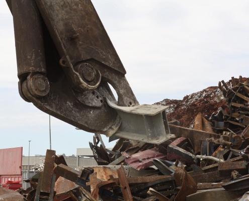 Reciclaje de metales ferricos y no ferricos - Metales Pelaz